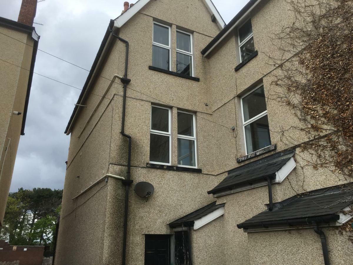 Flat 2 Opposite Travel Lodge Colwyn Bay Exterior foto